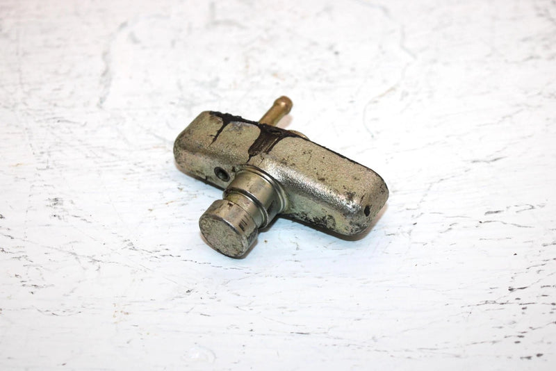 1999 Yamaha  Bear Tracker 2wd Oem Front Brake Anchor 4XE-F7206-00-00 AY50