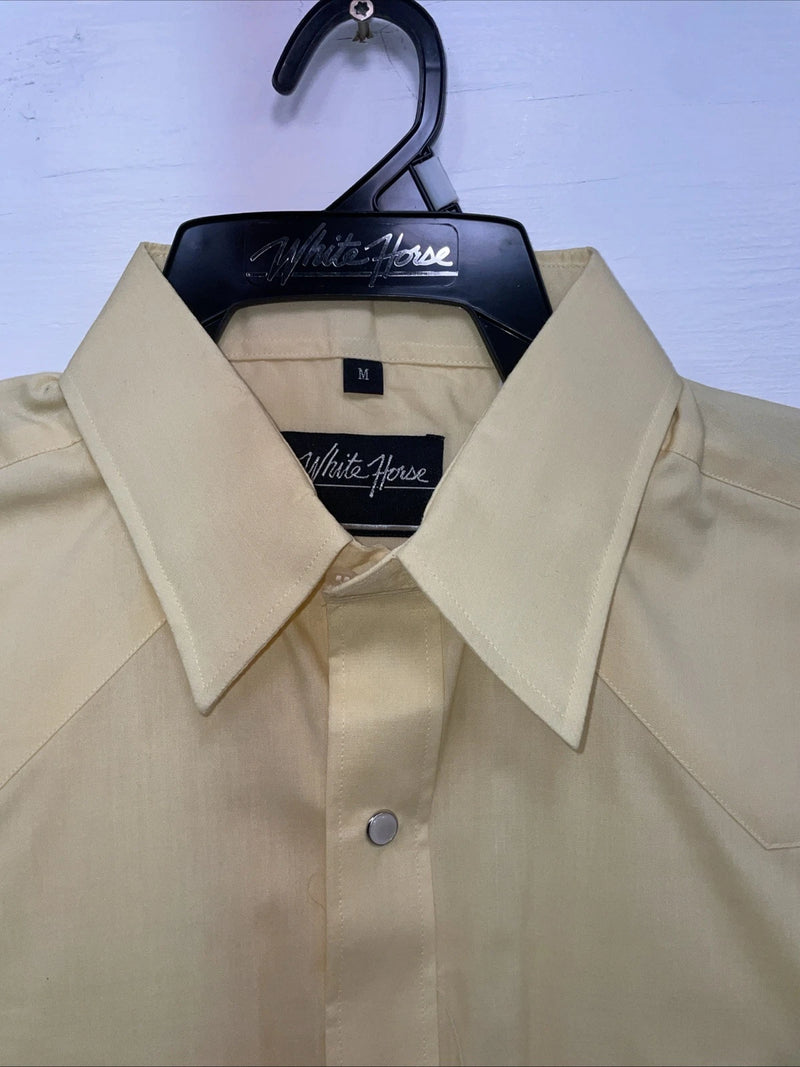 New Men’s White Horse Yellow Short Sleeve Pearl Snap Medium B-92