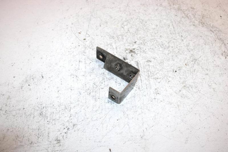 1993 Yamaha Waverunner 650 Oem Steering Cable Bracket FJ0-61467-30-00 JY23