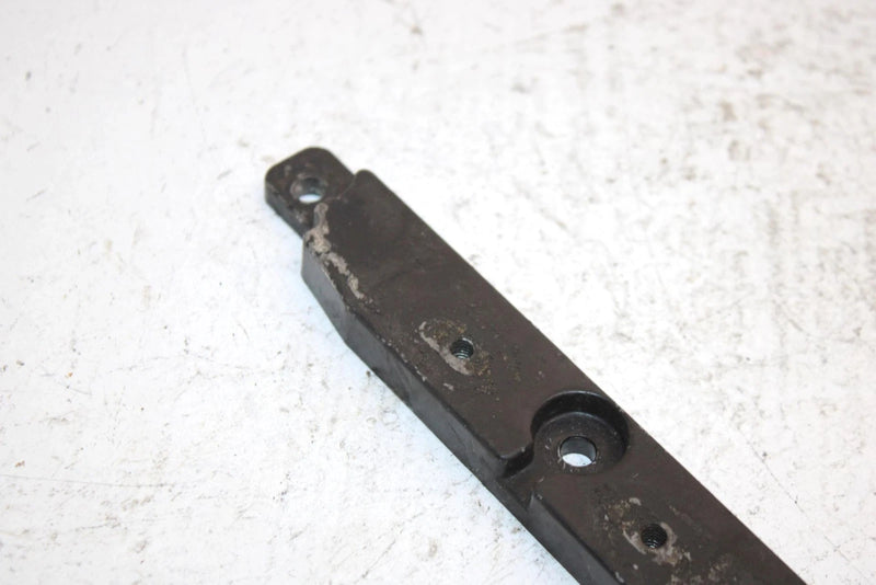 1990 Kawasaki 650 Ts Oem Right Exhaust Mount 39009-3703 JK8