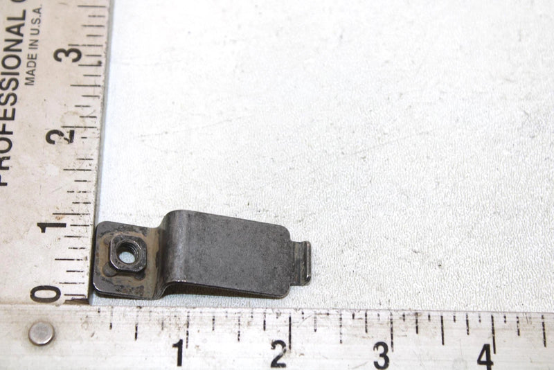 2003 Suzuki Lt-f400f Oem Oil Cooler Line Holder 16490-38F00 AS23