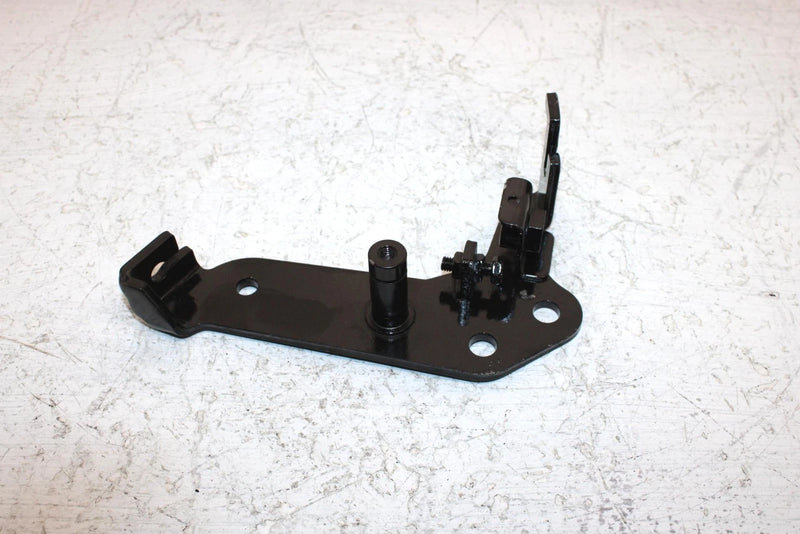2004 Yamaha  Bruin 350 Oem Brake Pedal Bracket 5TE-F7412-10-00 AY24
