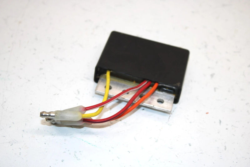 93 Polaris Sl 750 Oem Voltage Regulator 4060101 JP25