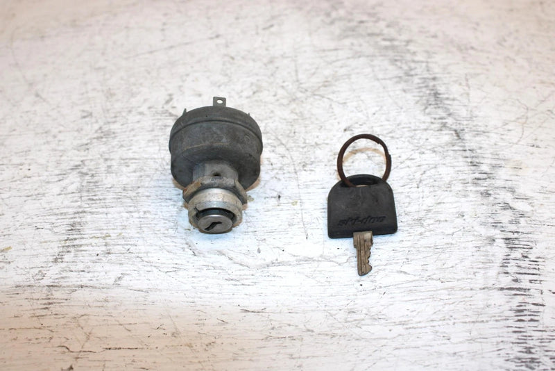 1996 Ski-doo Formula Stx 583 Oem Ignition Key Switch 410108600 SS25