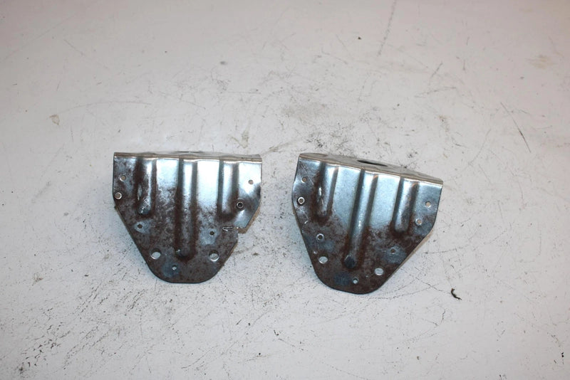 90 Yamaha Exciter Oem Frame Support Bracket Pair 99999-02250-00 SY3