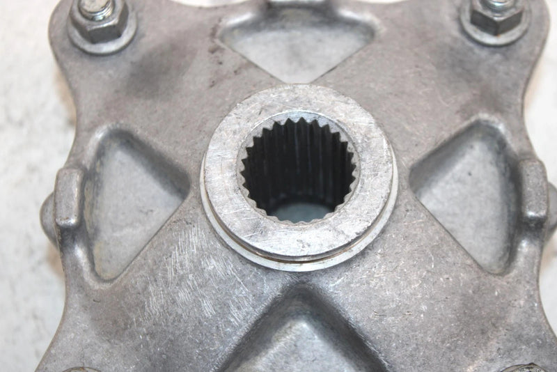 2005 Polaris Sportsman 500 Ho Oem Rear Wheel Hub W/Nuts 5134311 Q5454