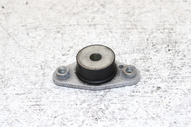 2013 Polaris 600 Rush Pro R Oem Left Rear Engine Mount 3022410 SP29