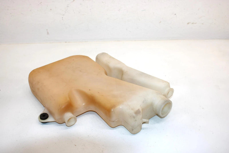 97 Yamaha Venture 600 Vt600a Oem Oil Tank 8CR-21751-00-00 SY35