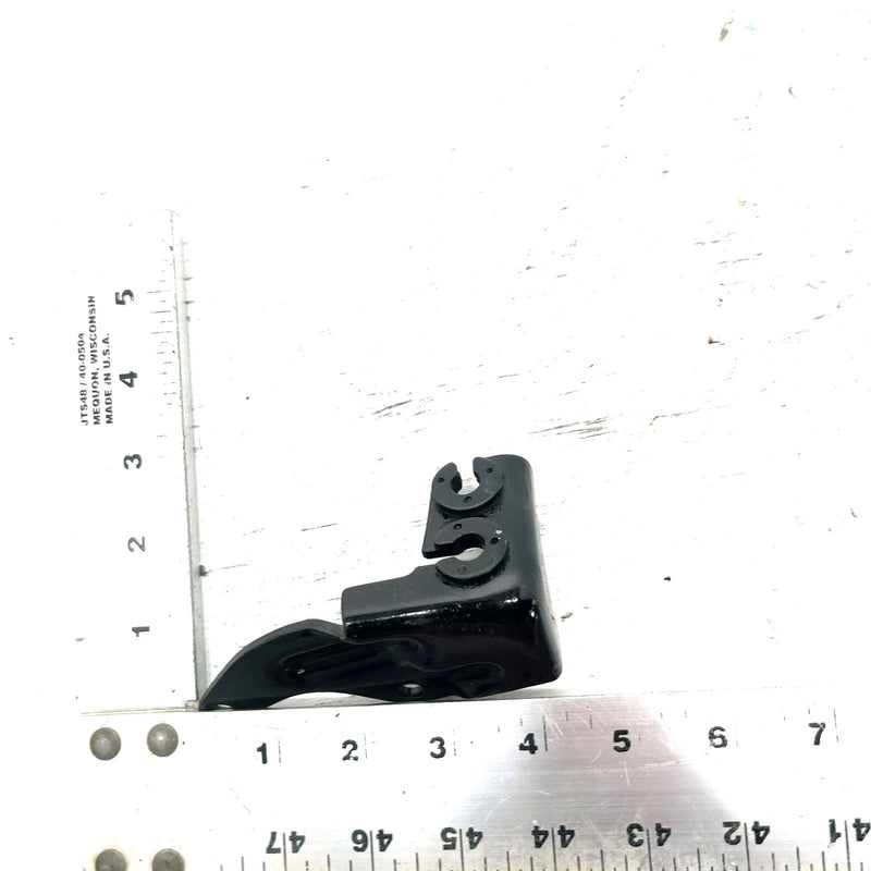 85 Yamaha Tri Moto 200 YTM200 OEM rear Brake Cable Bracket 52H-26381-00-00 AY59