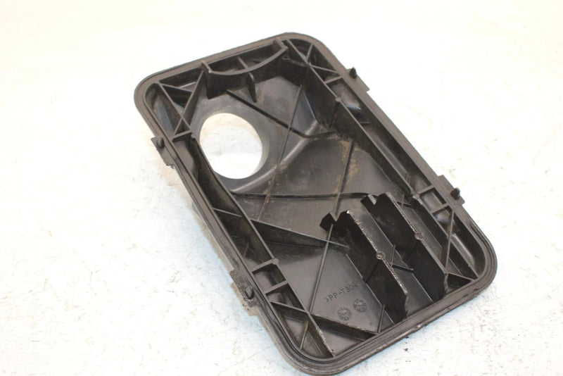 2004 Yamaha  Bruin 350 Oem Airbox Lid Cover 5UH-E4412-00-00 AY24
