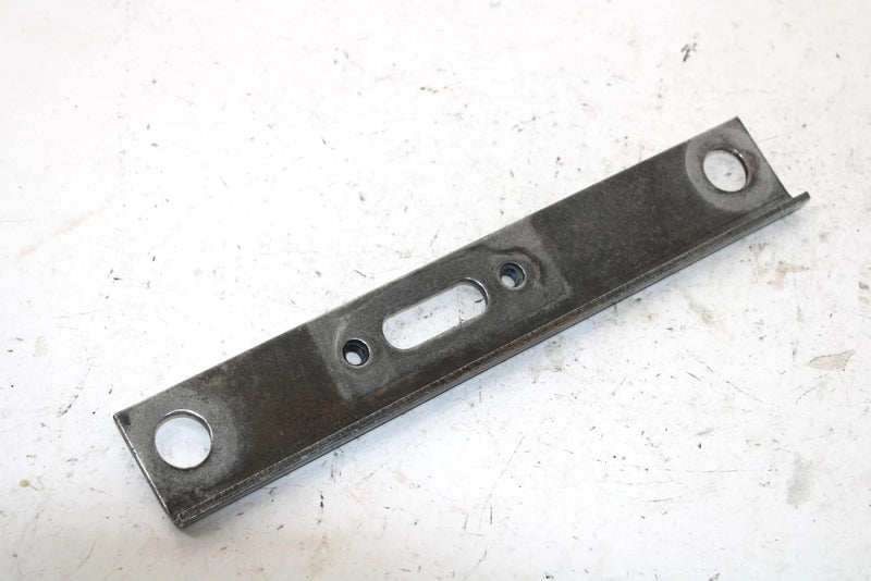 1979 Yamaha Et250c Oem Engine Mount Plate 8F3-21419-00-00 SY61