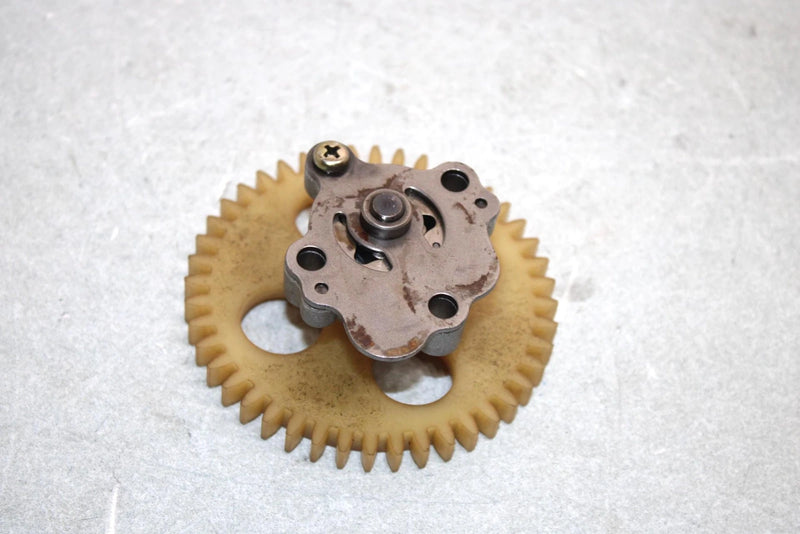 05 Yamaha  Bruin  4wd Hunter  Oem Oil Pump Assembly 5UH-13300-00-00 AY38