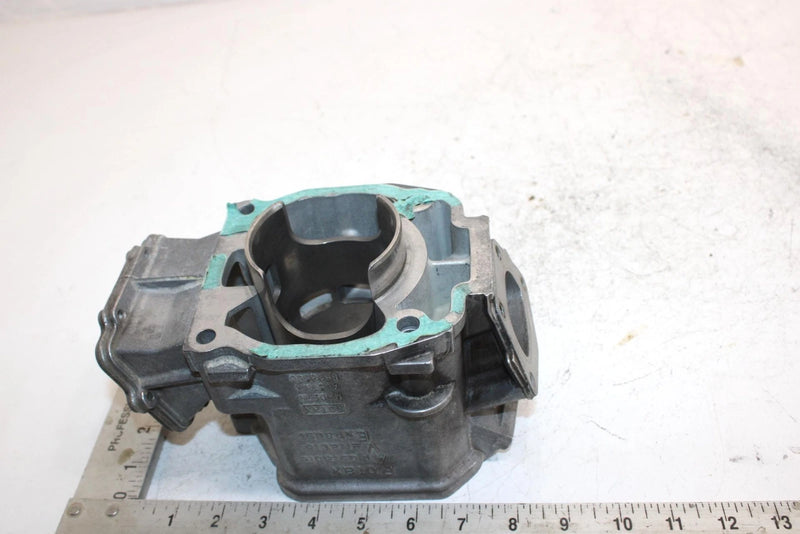 02 Ski-doo Grand Touring 500 Oem 69.5mm Bore Cylinder 420613605 SS24
