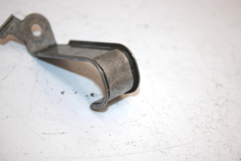 00 Yamaha Sx500r Oem Brake Hose Holder 8DF-25886-00-00 SY0