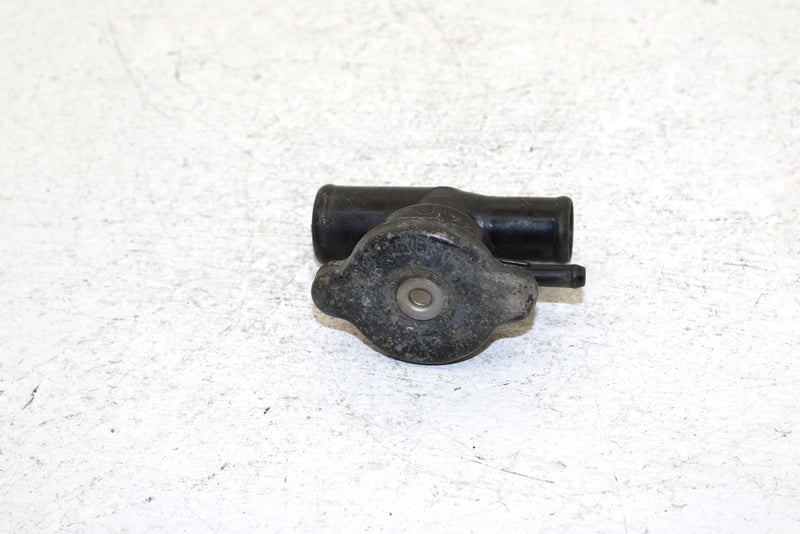 1999 Yamaha Vmax 600 Sx Oem Filler Neck W/Cap 8CR-12591-00-00 SY5
