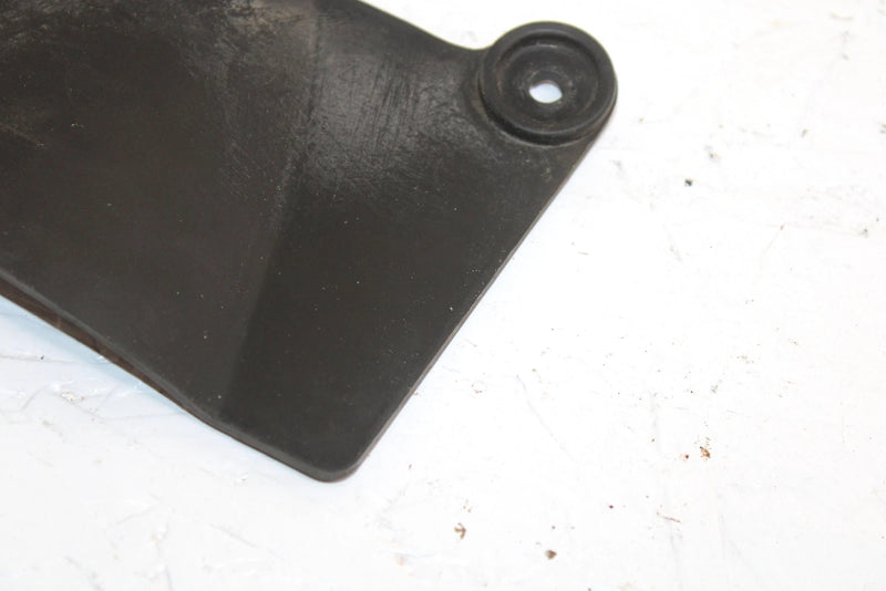 2004 Ski-doo Summit 800 Oem Bottom Pan Trap Shield 502006720 SS91