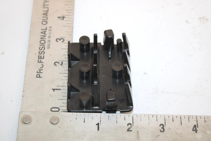 05 Polaris Fusion 900 Oem Spark Plug Holder 5435945 SP204