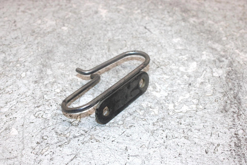 94 Yamaha  Timberwolf 4wd Oem Steering Cable Guide Bracket 4BD-23868-00-00 AY25