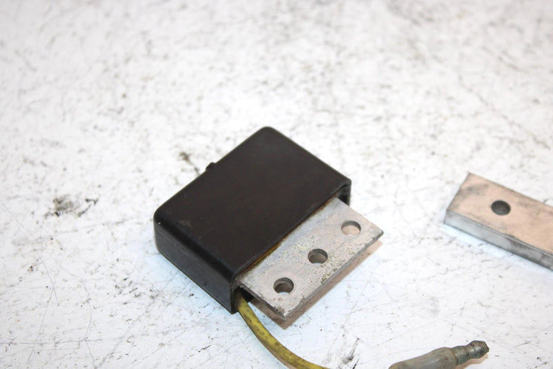 92 Polaris Trail Deluxe Oem Voltage Regulator W/Heat Sink 2203873 5210650 SP24