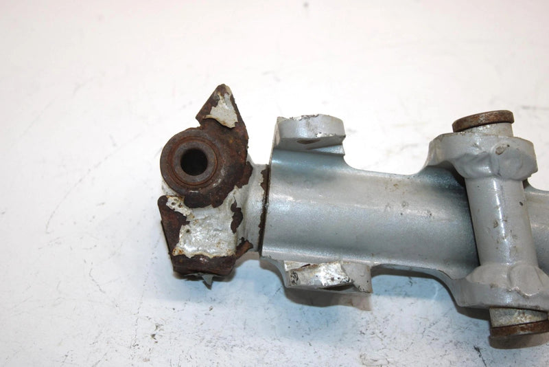 03 Arctic Cat Mountain Cat 900 Oem Right Steering Knuckle 1703-076 SA247