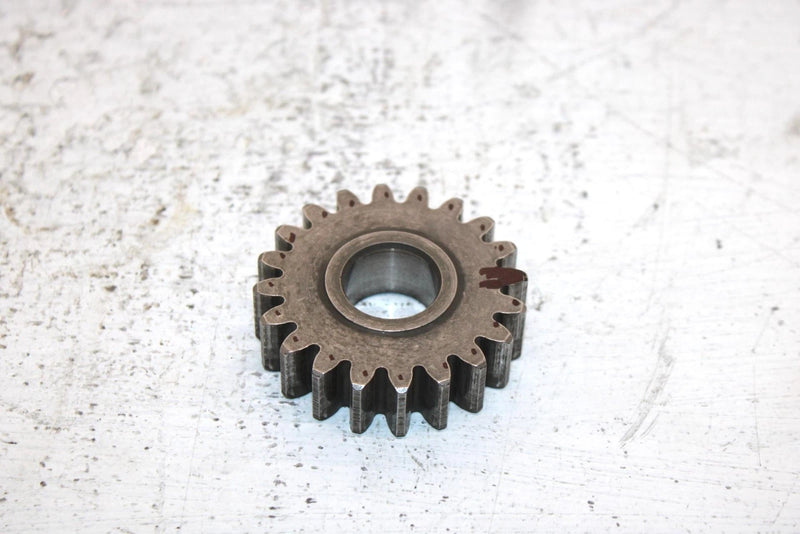 1996 Yamaha  Warrior 350 Oem 2nd Pinion Gear 1UY-17121-00-00 AY6