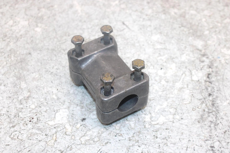 2004 Polaris Trail Boss 330 Oem Handlebar Mount W/Bolts  5631973 AP117