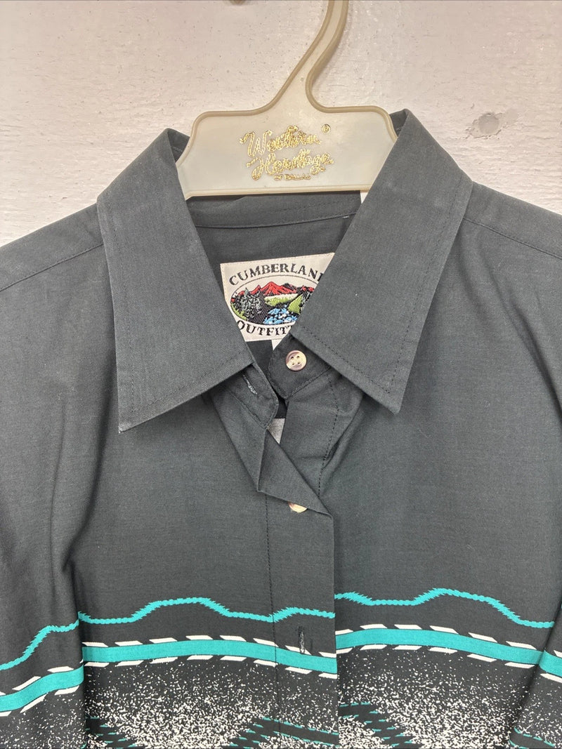 New Women’s Cumberland Designed Long Sleeve Button Up Medium MM-110