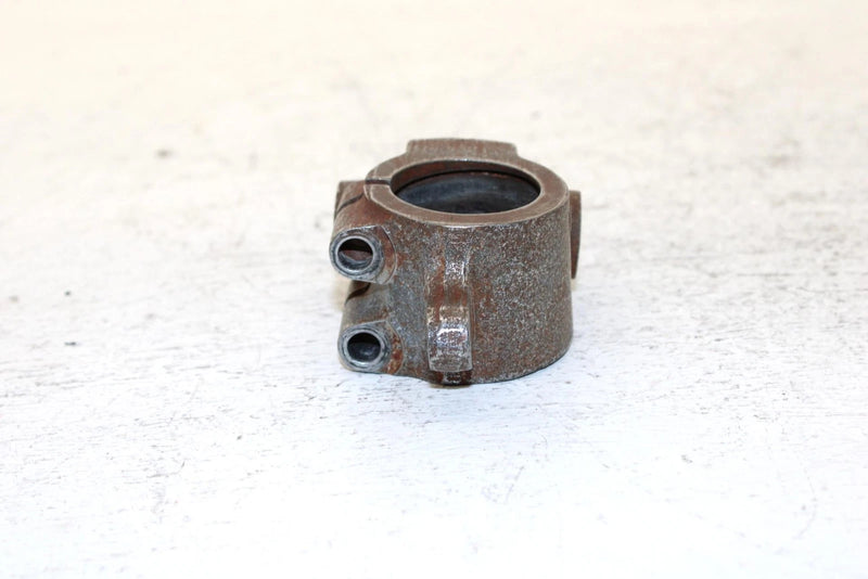 1989 Yamaha Phazer Oem Left Strut Bracket 8V0-2376E-01-00 SY13