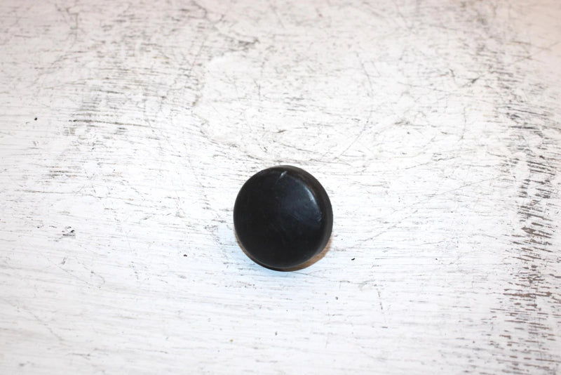 1998 Ski-doo Mxz 670 Oem Spindle Cap Cover 572091300 SS17
