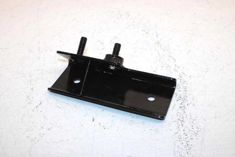 2009 Polaris Trail Boss 330 Oem Rear Engine Mount Bracket 1013413-067 AP181