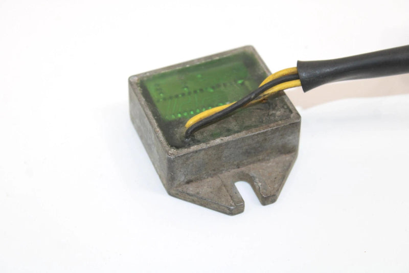 Ski-doo Oem Voltage Regulator 515175216 Q4578
