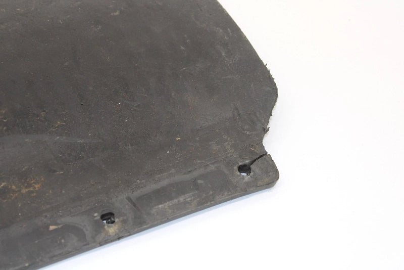 01 Polaris Indy 340 Deluxe Oem Snowflap 5410394-1038 SP162