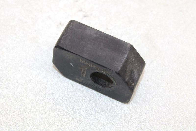06 Polaris Fusion 900 Oem Right Tensioner Slider Block 5434886 SP3