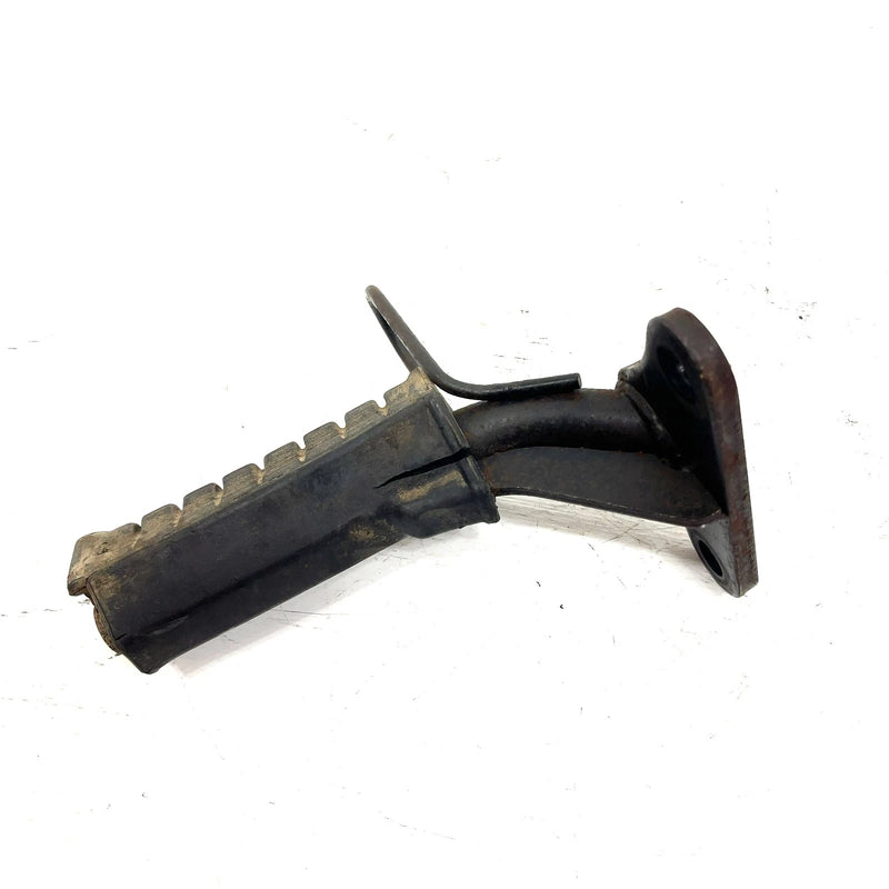 2003 Yamaha Raptor 80 OEM Right Footrest 3GB-27421-10-00 AY69
