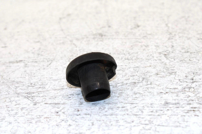 1996 Ski-doo Formula Ss Oem Spindle Cap 572079100 SS7