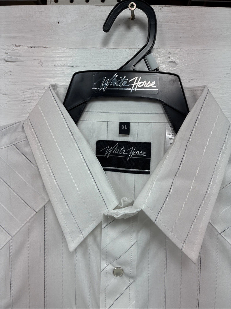 New Men’s White Horse White Stripe Short Sleeve Button Up XL T-9