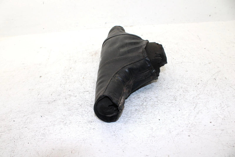 1995 Yamaha Vmax 600 Le Oem Handlebar Pad/Cover 8CR-23815-01-00 SY21