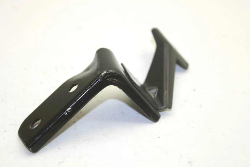 Yamaha OEM Right Hood Bracket 82m-2196g-00-00 SY50