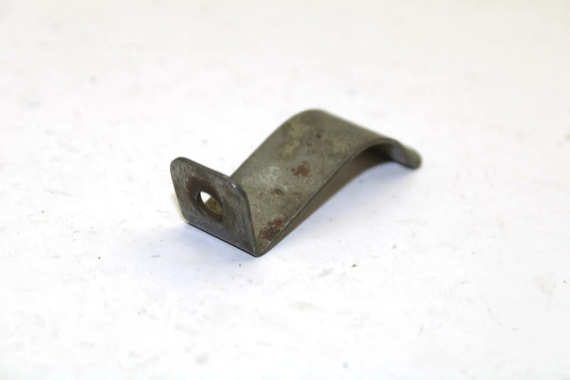 Yamaha OEM Tool Box Fitting Bracket 8h9-21945-00-00 SY46
