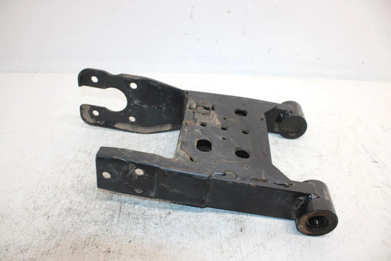 2001 Polaris Magnum 325 Oem Swingarm 1541577 AP30