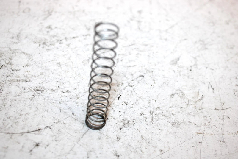 1986 Yamaha  Badger Yfm80s Oem Carburetor Spring 260-14131-00-00 AY8