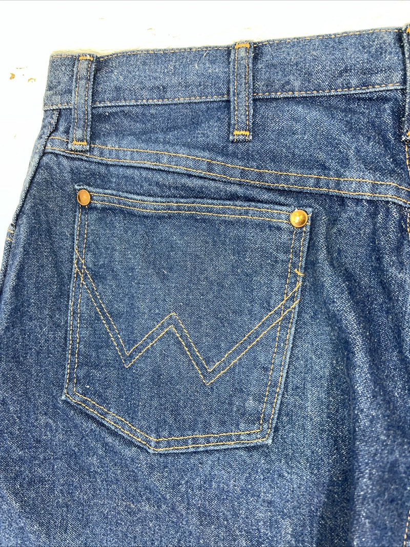 New Men’s Wrangler Cowboy Cut Classic Fit Denim Jeans. 17/18x34 K-10