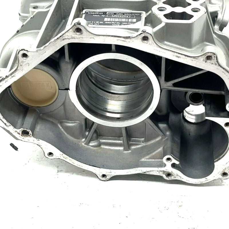 00-02 Sea-Doo GTX DI OEM Crankcase 290888532 JS5