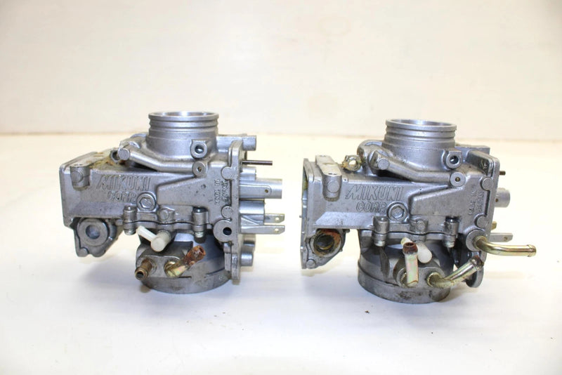 2001 Yamaha Vmax 500 Oem Carbs Carburetor Body Pair 8CJ-14100-10-00 SY113