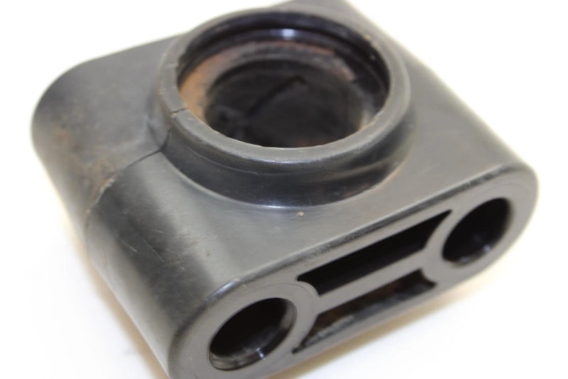 Suzuki  OEM Steering Column Stay Housing Bracket 51670-24500 Q1854