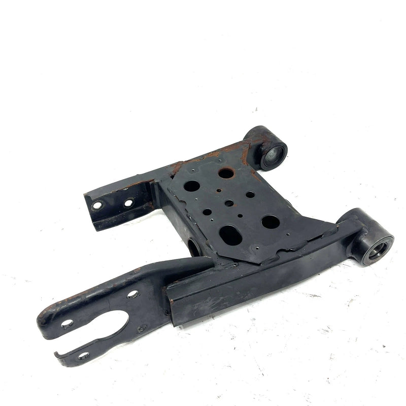 01-02 Polaris Magnum 325 4X4 OEM Rear Swingarm 1541577 AP241