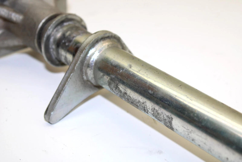 Yamaha Oem Upper Steering Stem Shaft Column 8FP-23813-00-00 Q4252