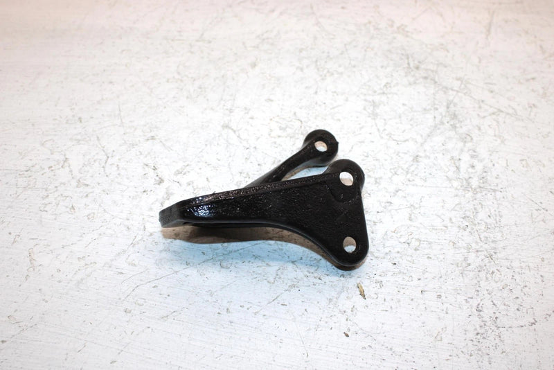 2004 Yamaha  Bruin 350 Oem Hitch Mount 5ND-F8488-20-00 AY24