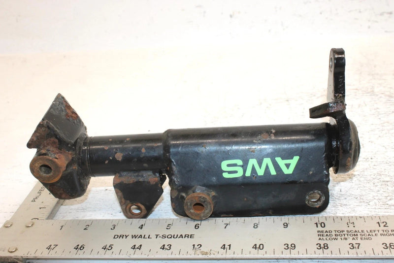1996 Arctic Cat Cougar Oem Right Steering Spindle 0703-282 SA32