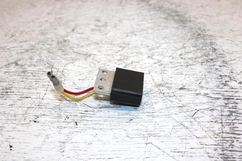 1999 Polaris 500 Indy Oem Voltage Regulator 4060123 2203873 SP50